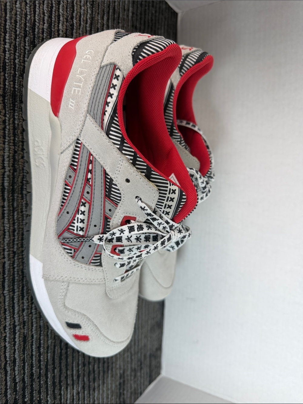 ASICS GEL LYTE iii “BUSHA PACK”- Patterned Sneakers-men’s size: 9.5 - Picture 2 of 10